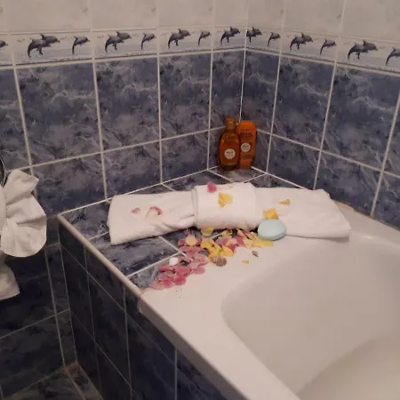 Blue House - синята къща Guest house 3*