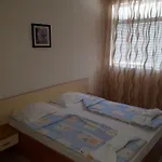 Blue House - синята къща 3*