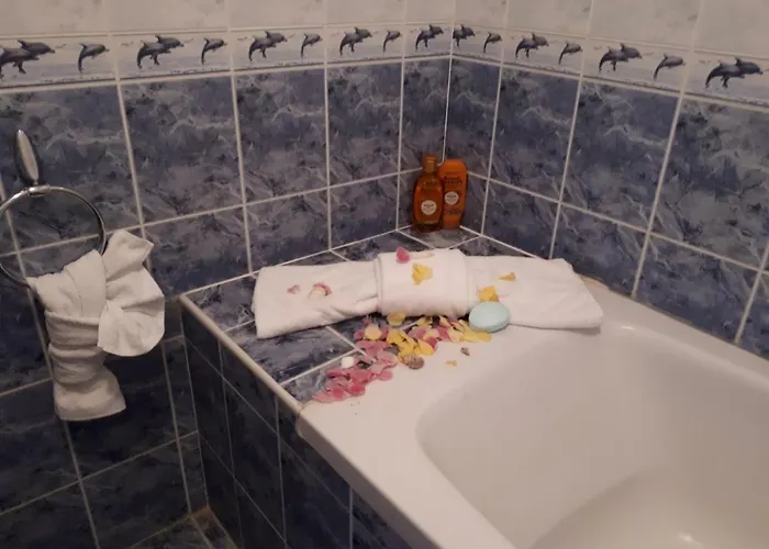 Blue House - синята къща Guest house 3*