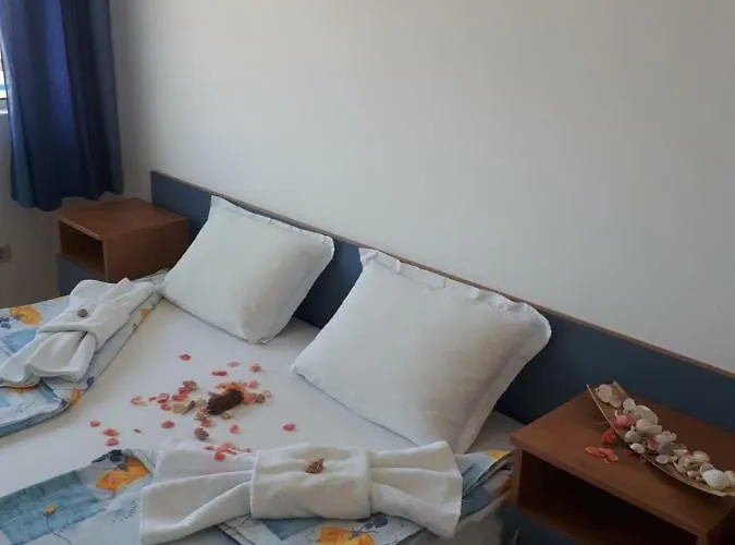 Guest house Blue House - синята къща