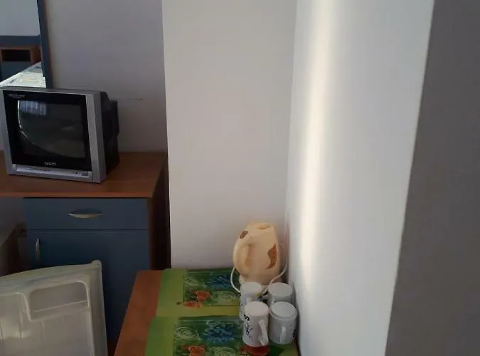 Blue House - синята къща Guest house 3*